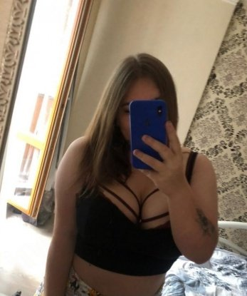 Проститутка Чарлиз